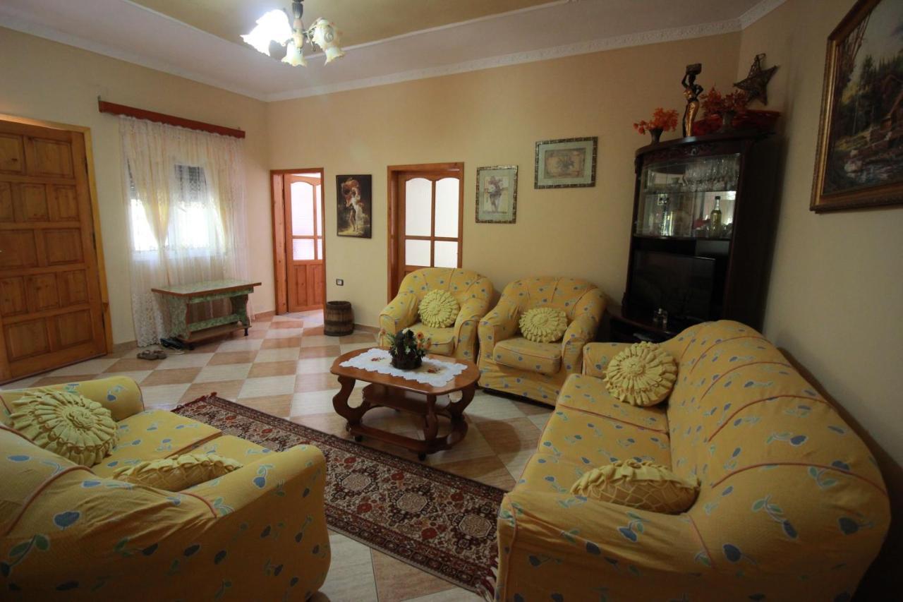 شقة Honey-House “Kastrioti” Përmet المظهر الخارجي الصورة